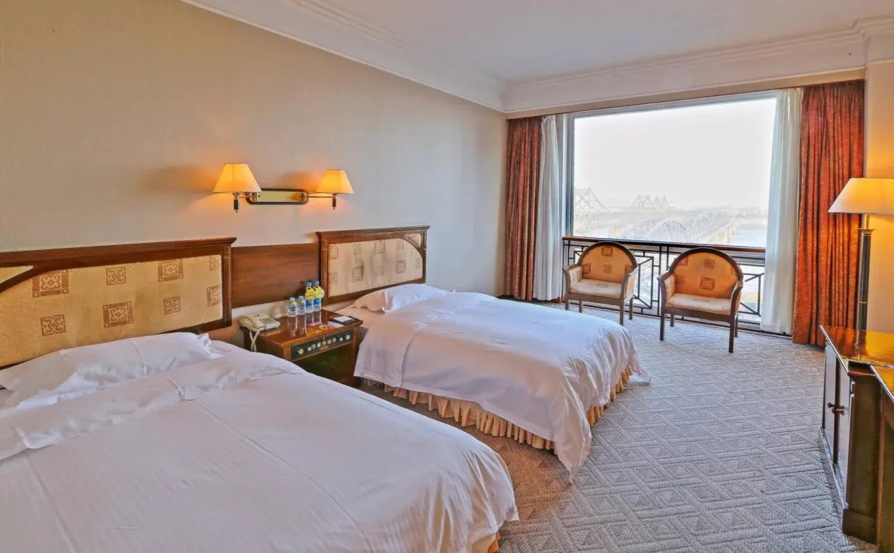 Zhonglian Hotel - Dandong