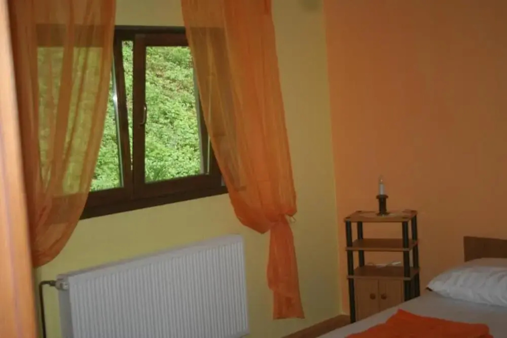 Hostel Flores in Zumberak eco-park