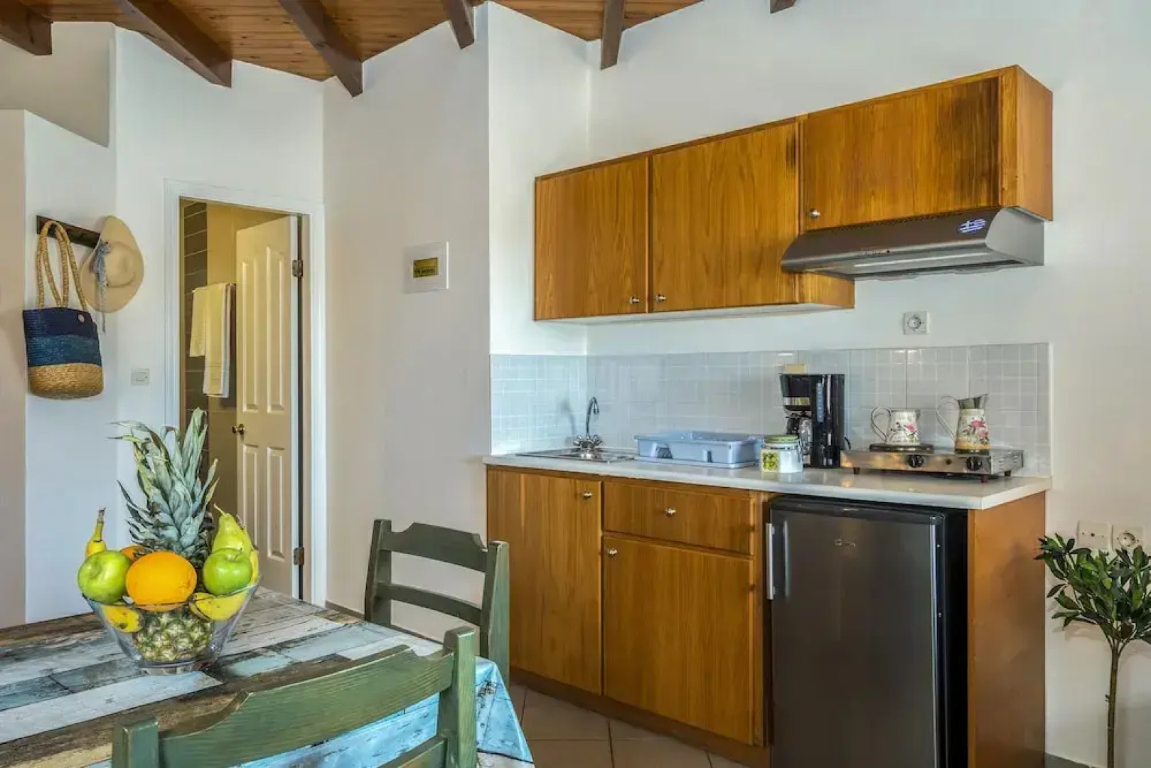 Theos village apartments