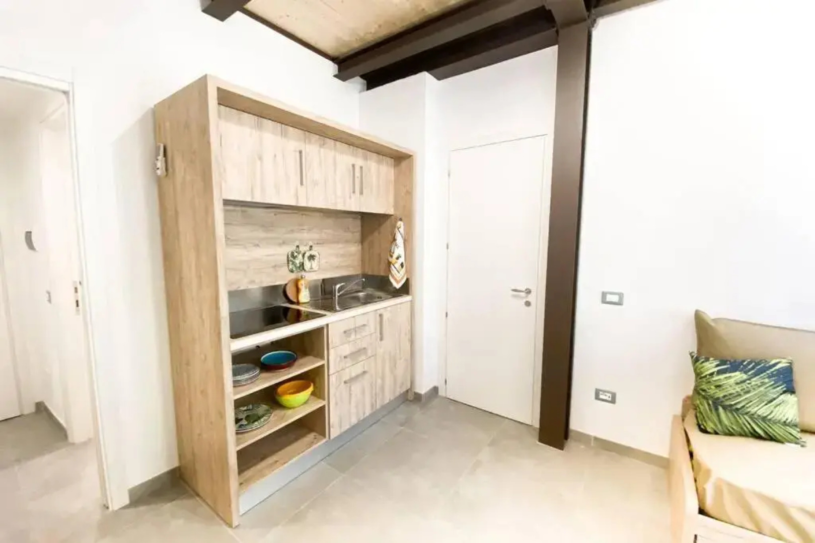 New Agriloft 4 Palms clima, giardino e Wi-Fi a 50 mt dal mare