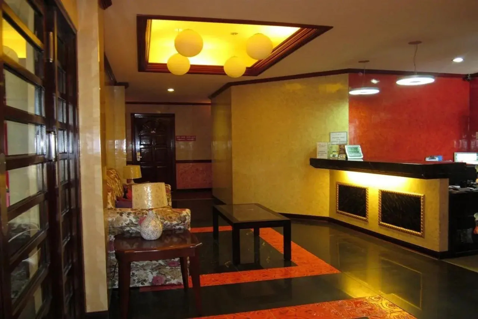 Dulcinea Hotel and Suites