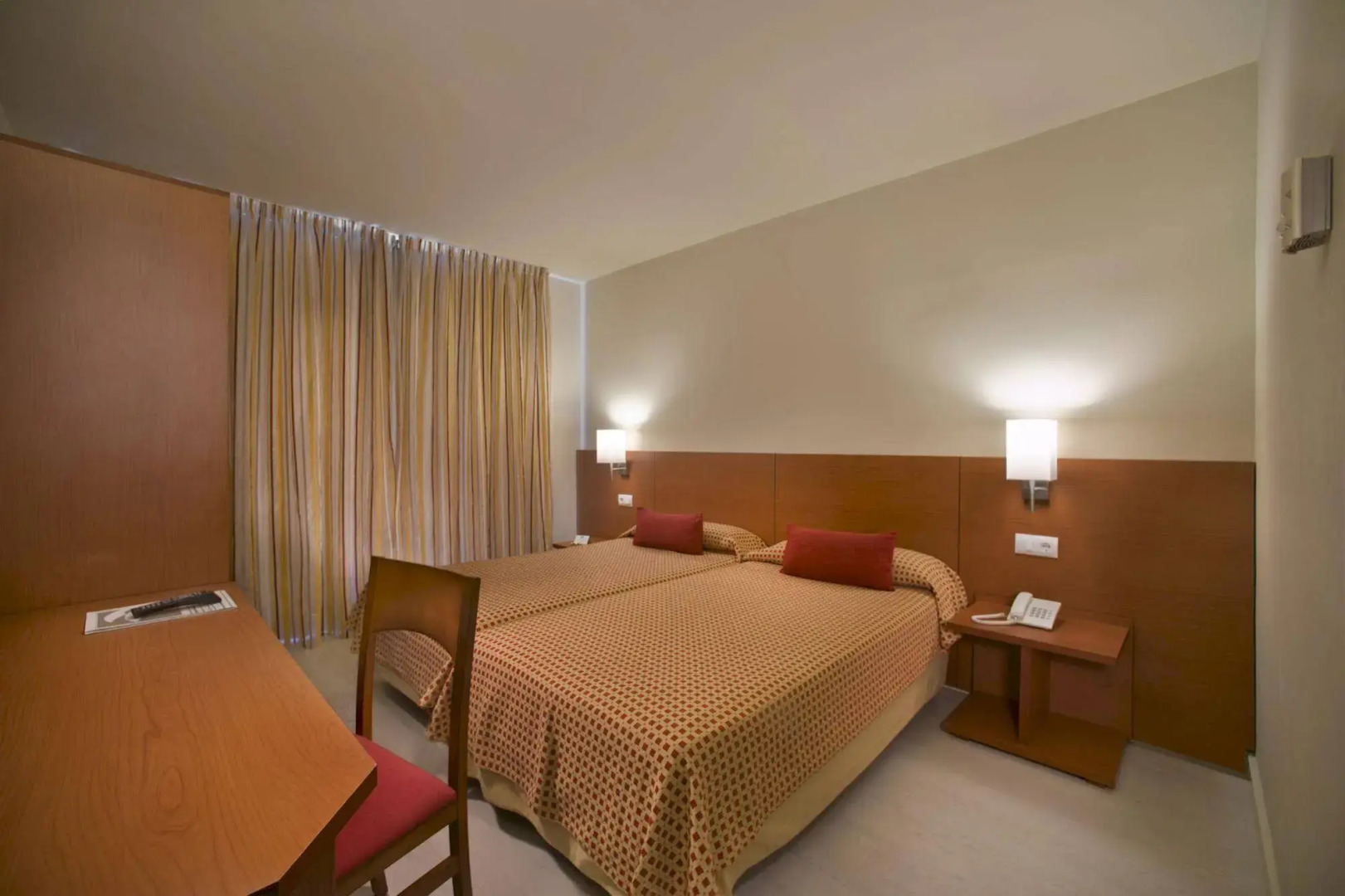 Hotel Mediterráneo Anexo