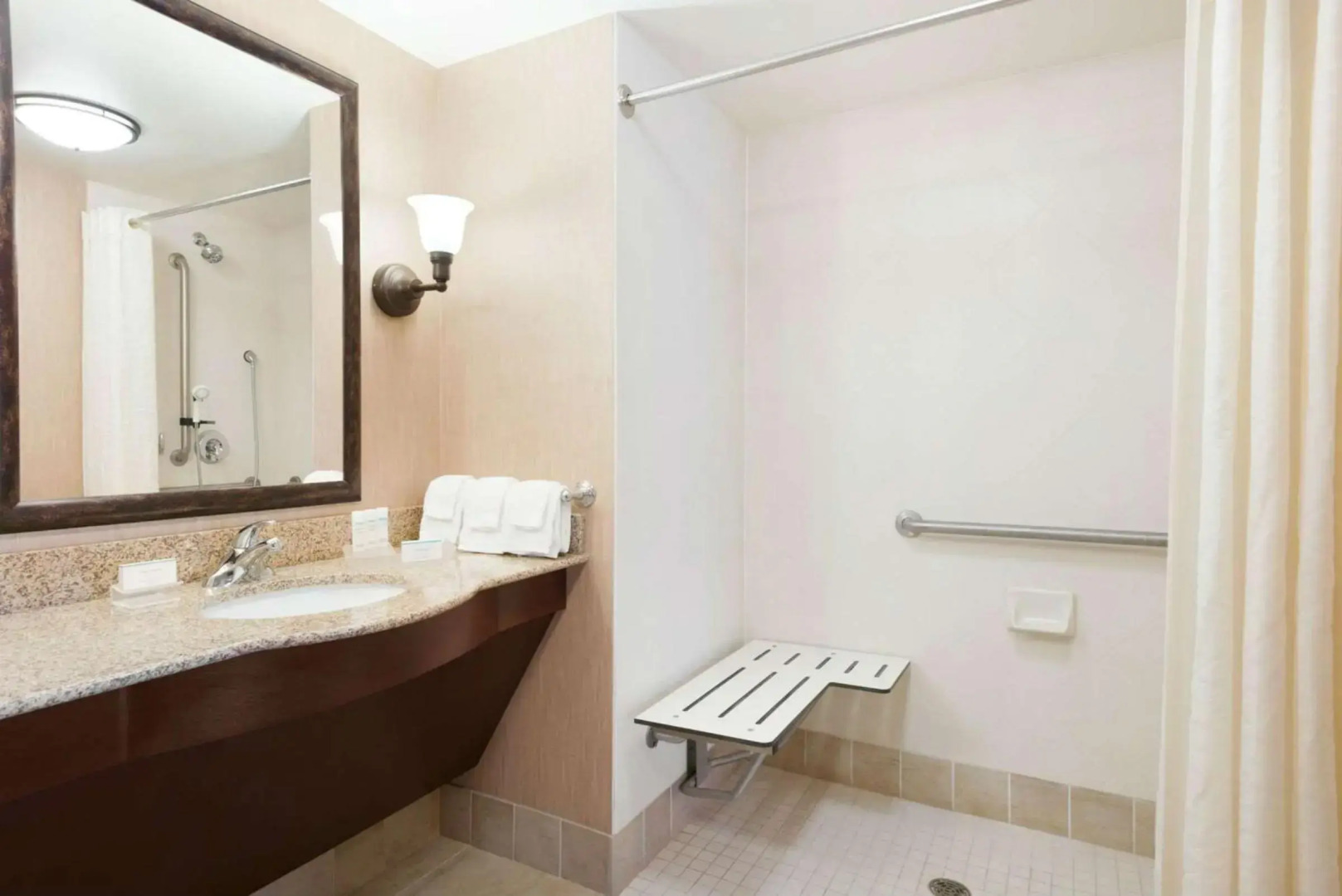 Homewood Suites by Hilton Minneapolis/St. Paul-New Brighton