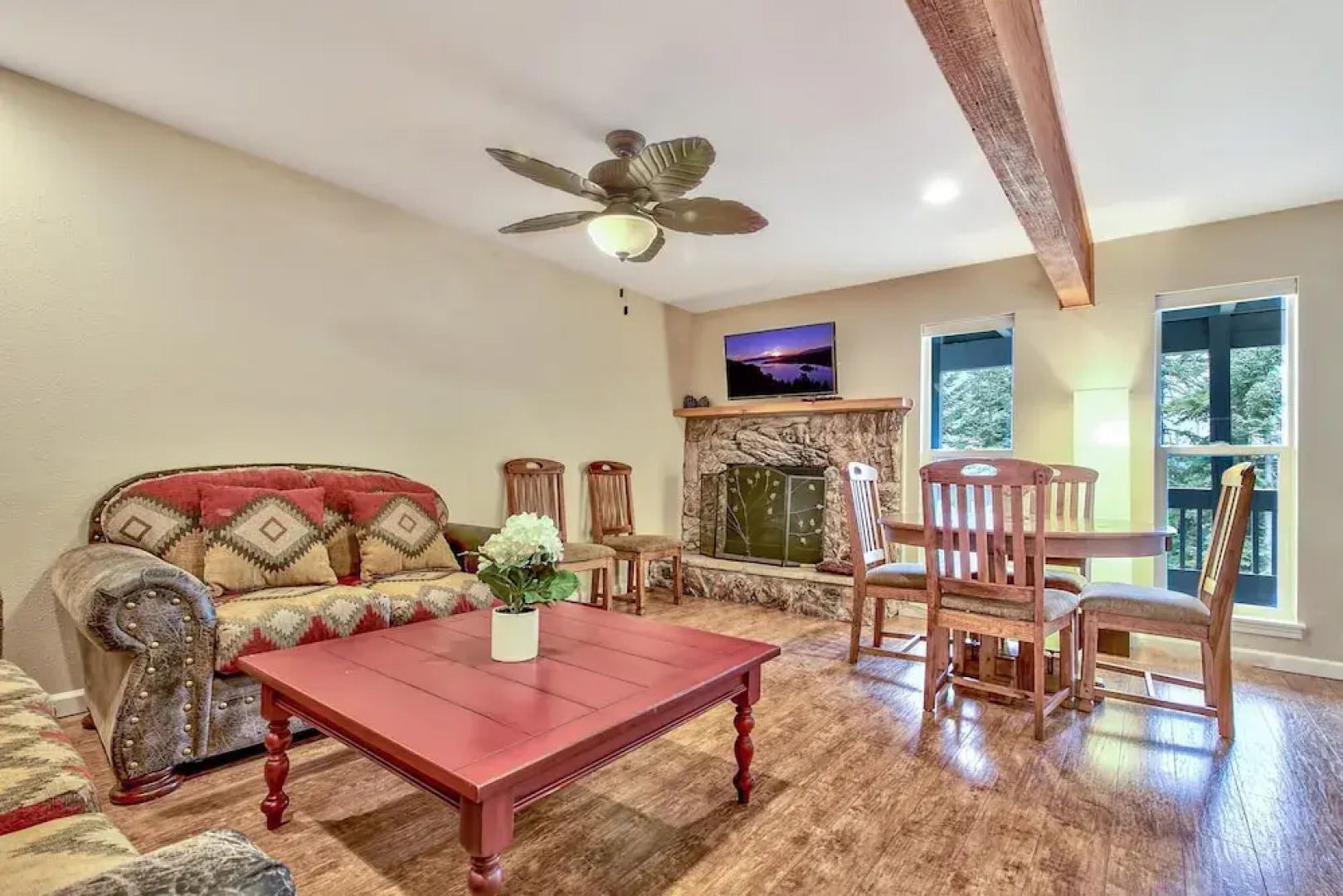 MV3: Lake View Ski Bear Lodge