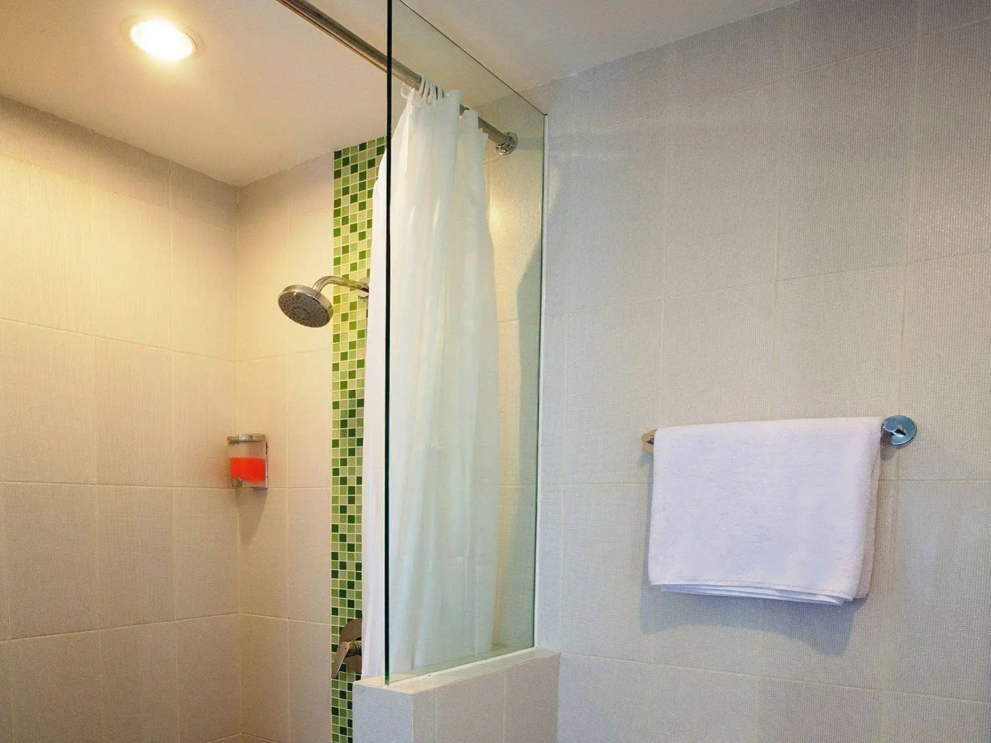 Zest Jemursari by Swiss-Belhotel International