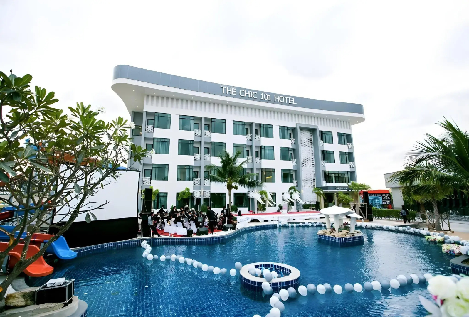 The Chic 101 Hotel