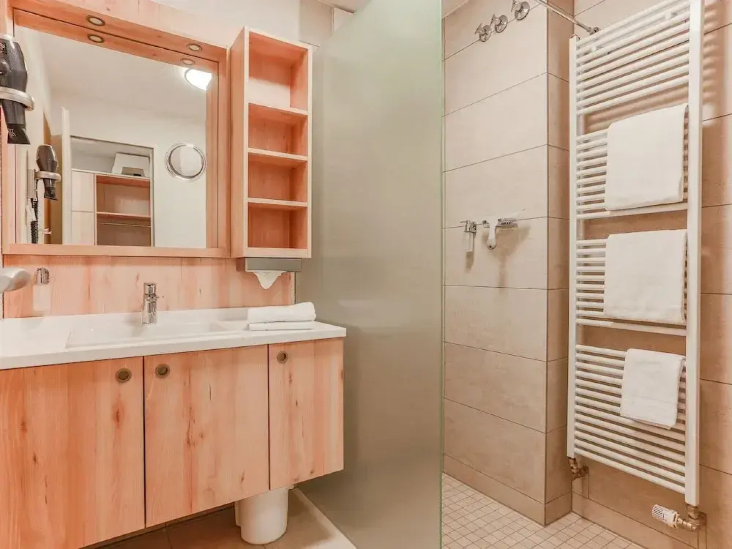 Wohnung in Gtshren Lebbin mit Garten