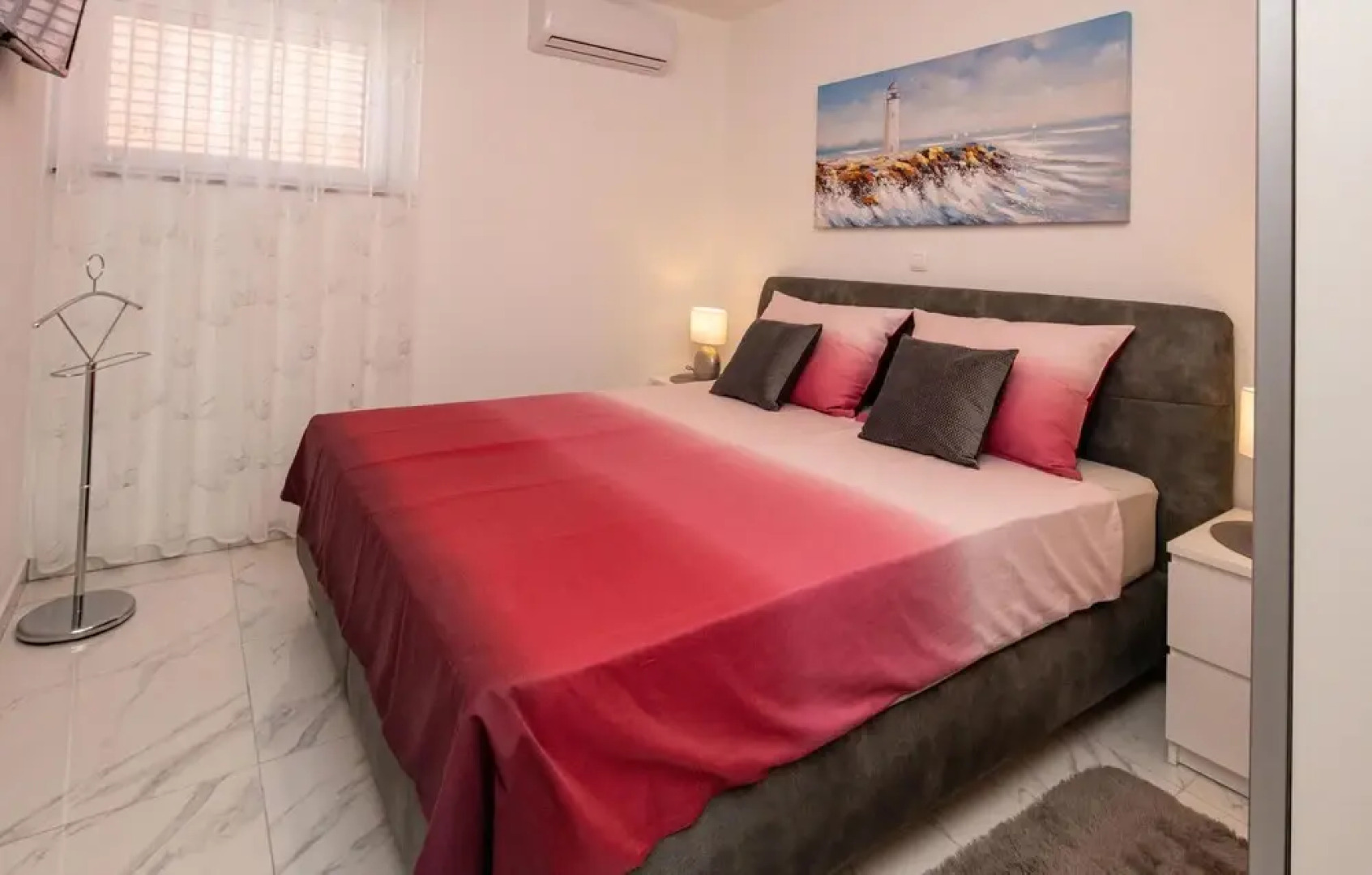 Awesome Home in Turanj with Hot Tub, WiFi & Heated Swimming Pool