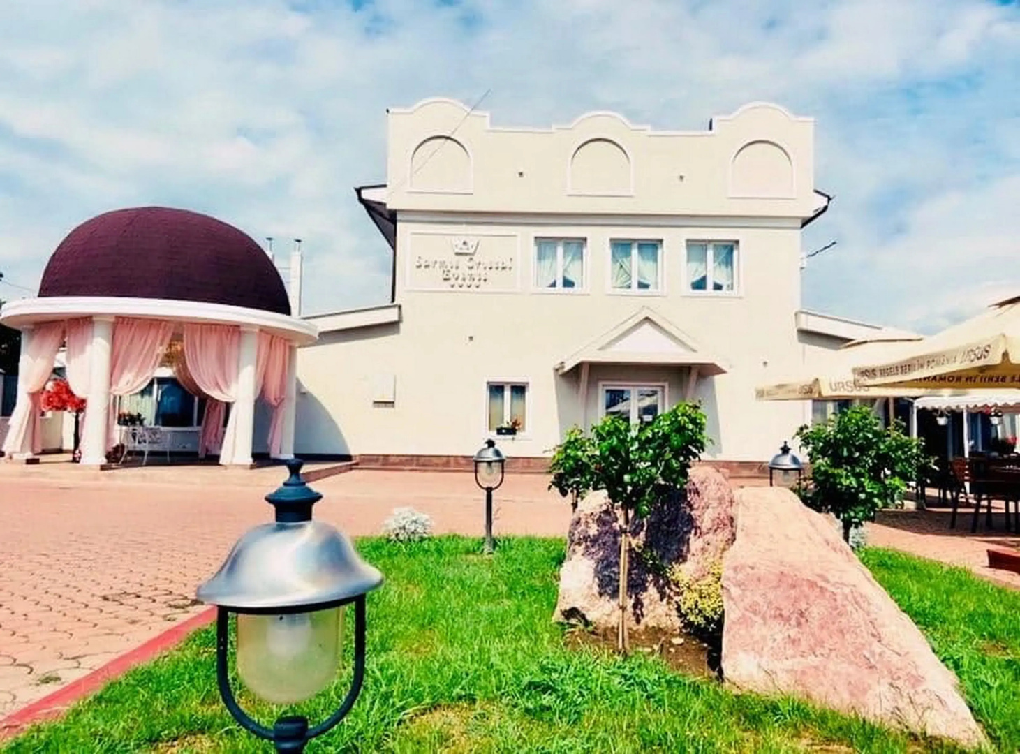Pensiunea Sarmis Cristal