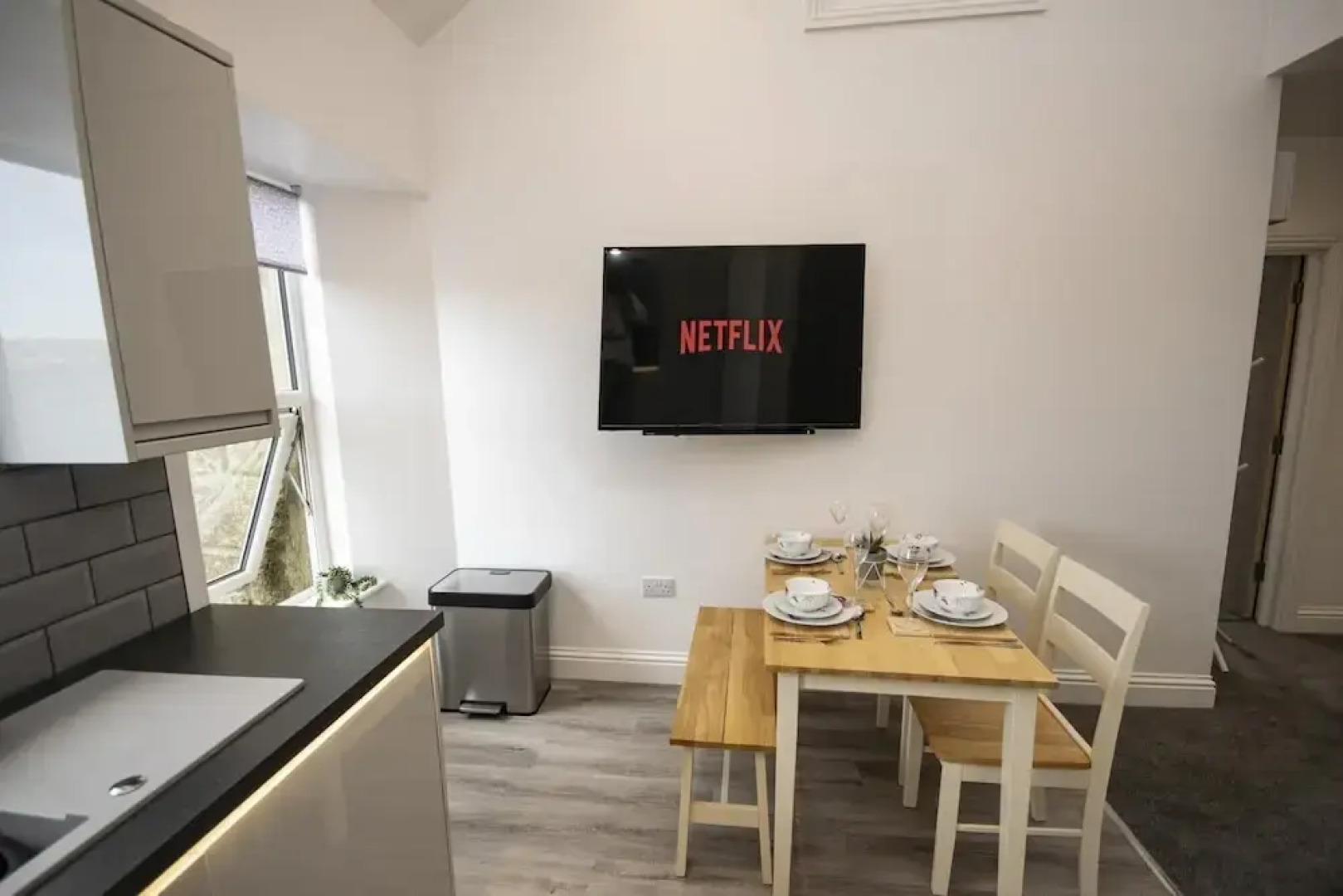 Battell Chambers Lovely Self-catering Apartment Located Within a Beautifully Renovated Building