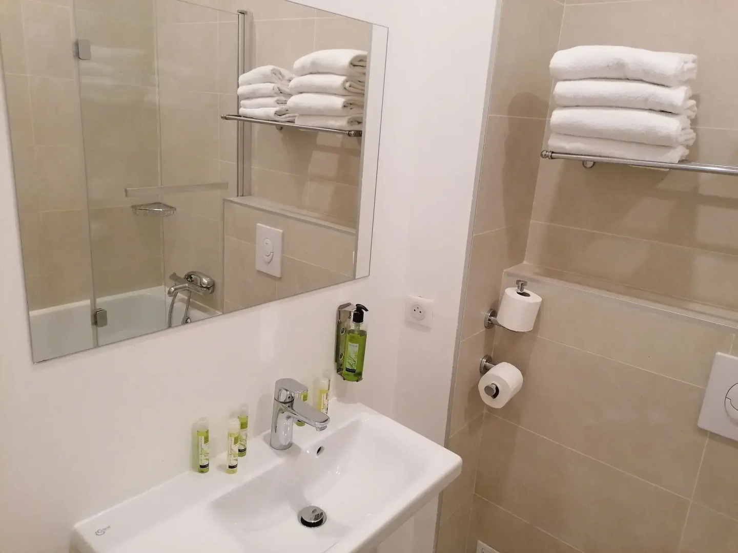 Hotel Du Centre, un hotel AMMI