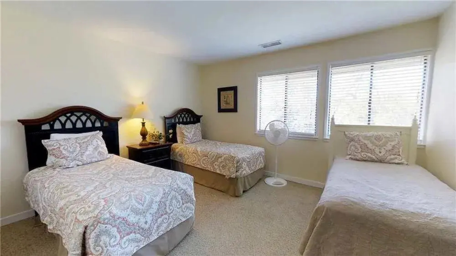 Inverness Village 919 by RedAwning