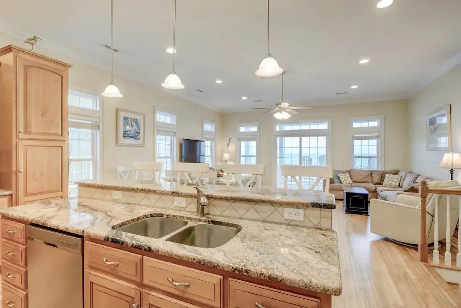 New Listing! Oceanfront Oasis W/ Sparkling Pool 5 Bedroom Townhouse