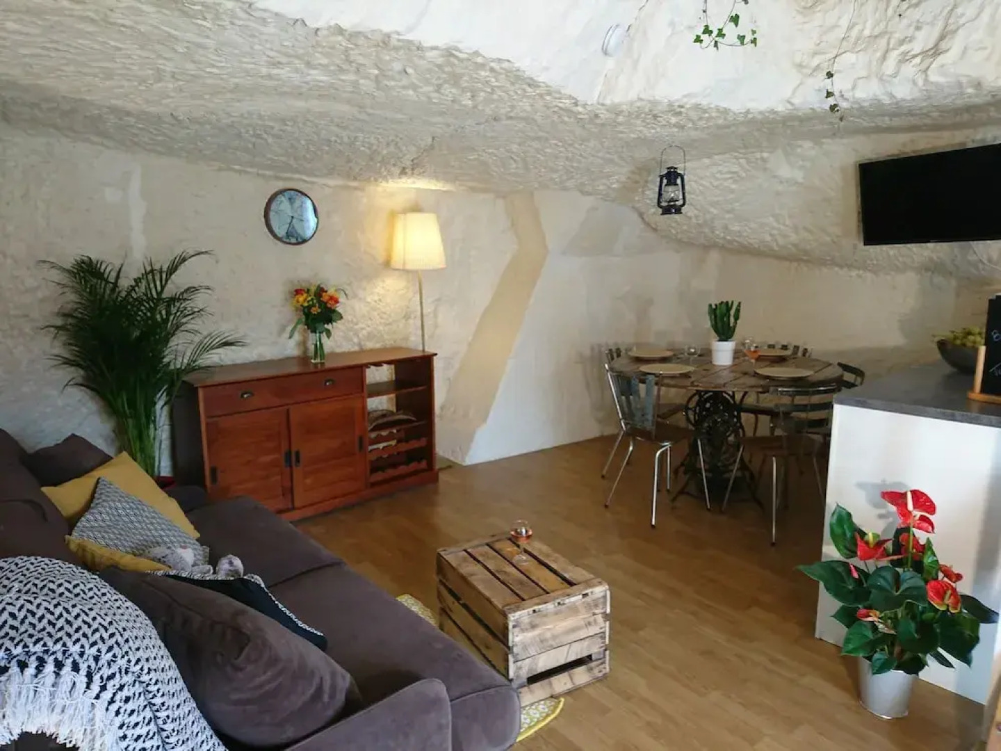 Gite Troglodytique Le Troglo'riel