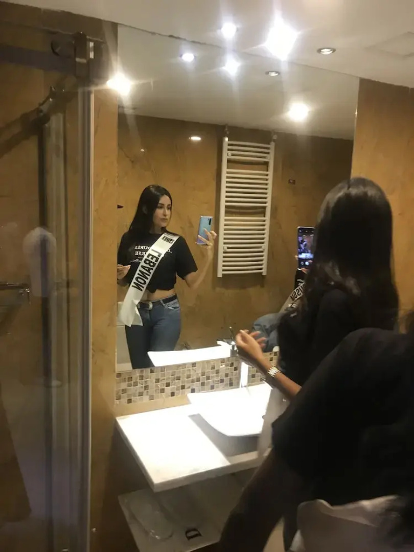 Delora Hotel and Suites