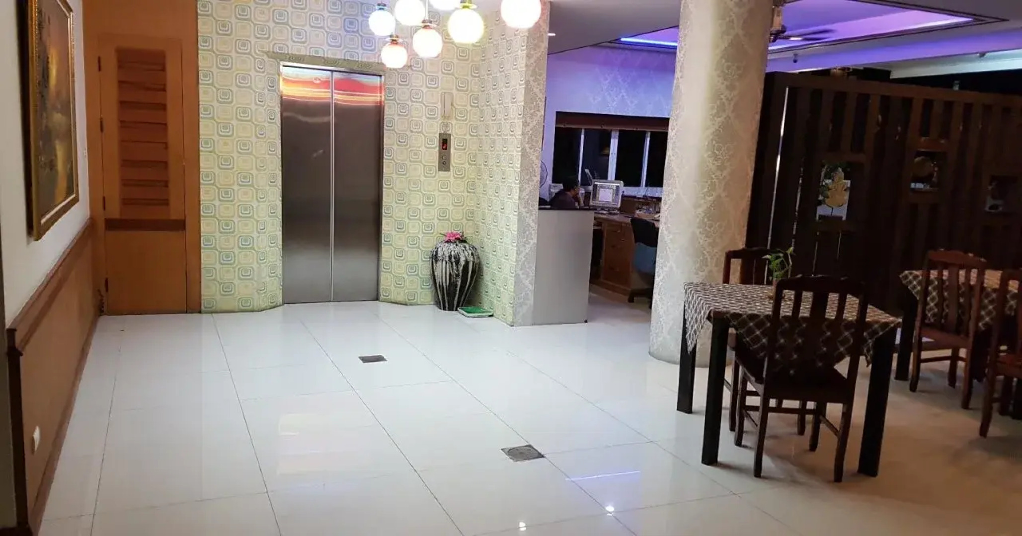 Green Harbor Hotel & Service Apartment