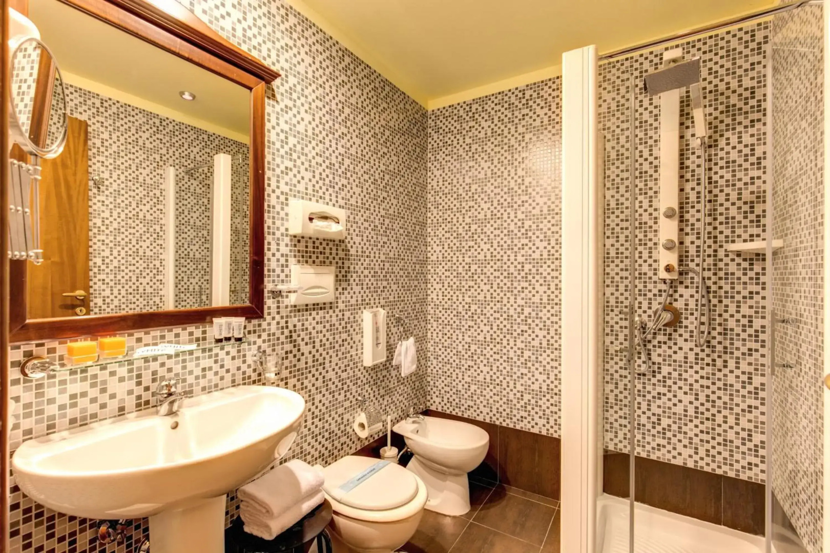 Hotel Tuscolana