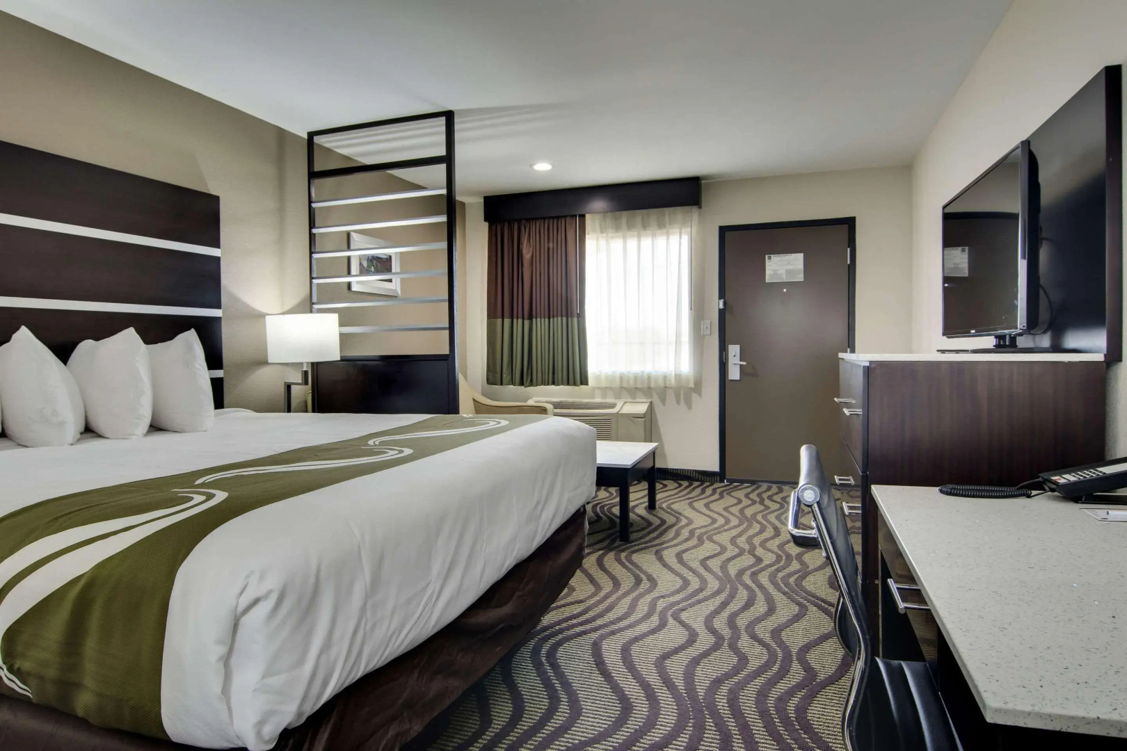 Quality Inn & Suites Athens University Area