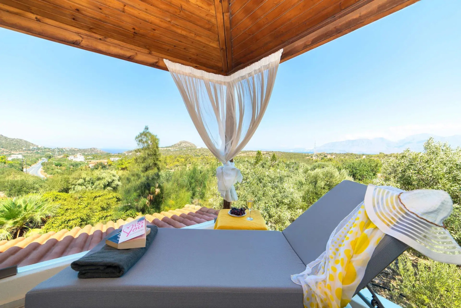 Olive Green Villa Heated Pool