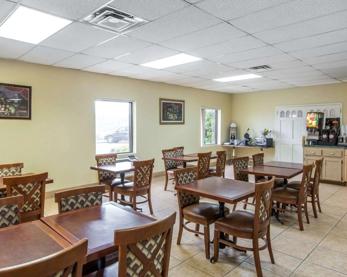 Econo Lodge Dalton West