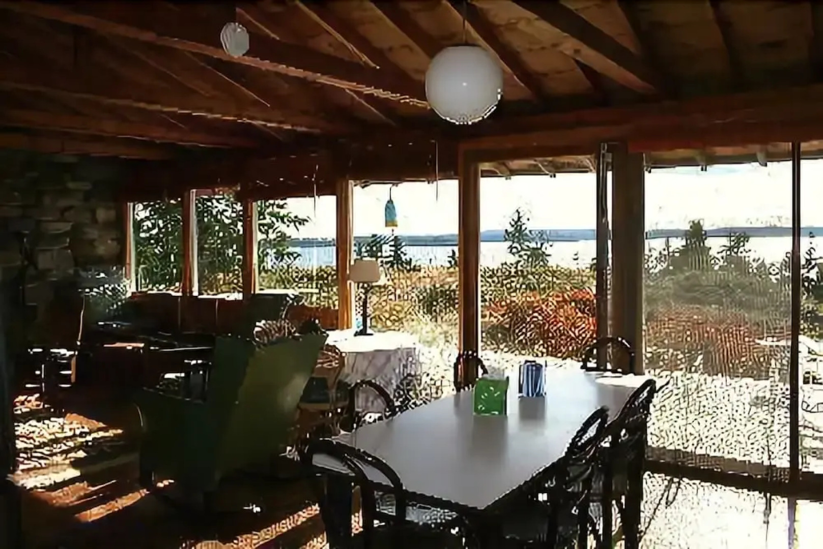 Weiss Upper Cottage - Three Bedroom Home