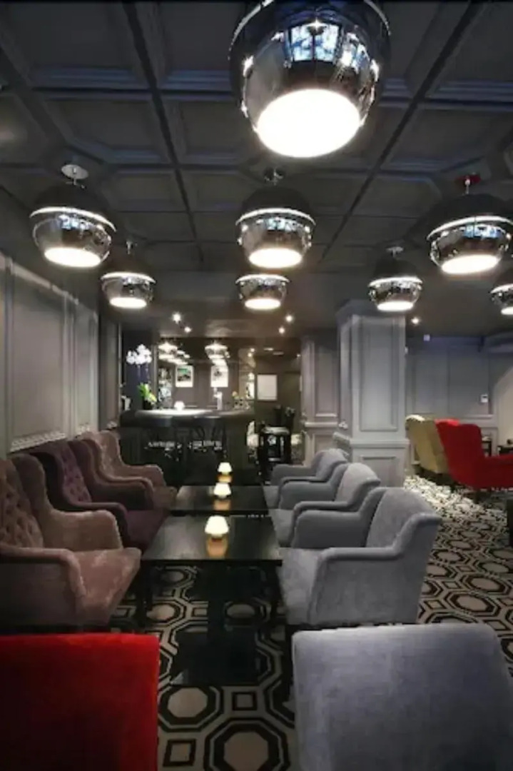 Hotel Le Cinq Hyper Centre Ville