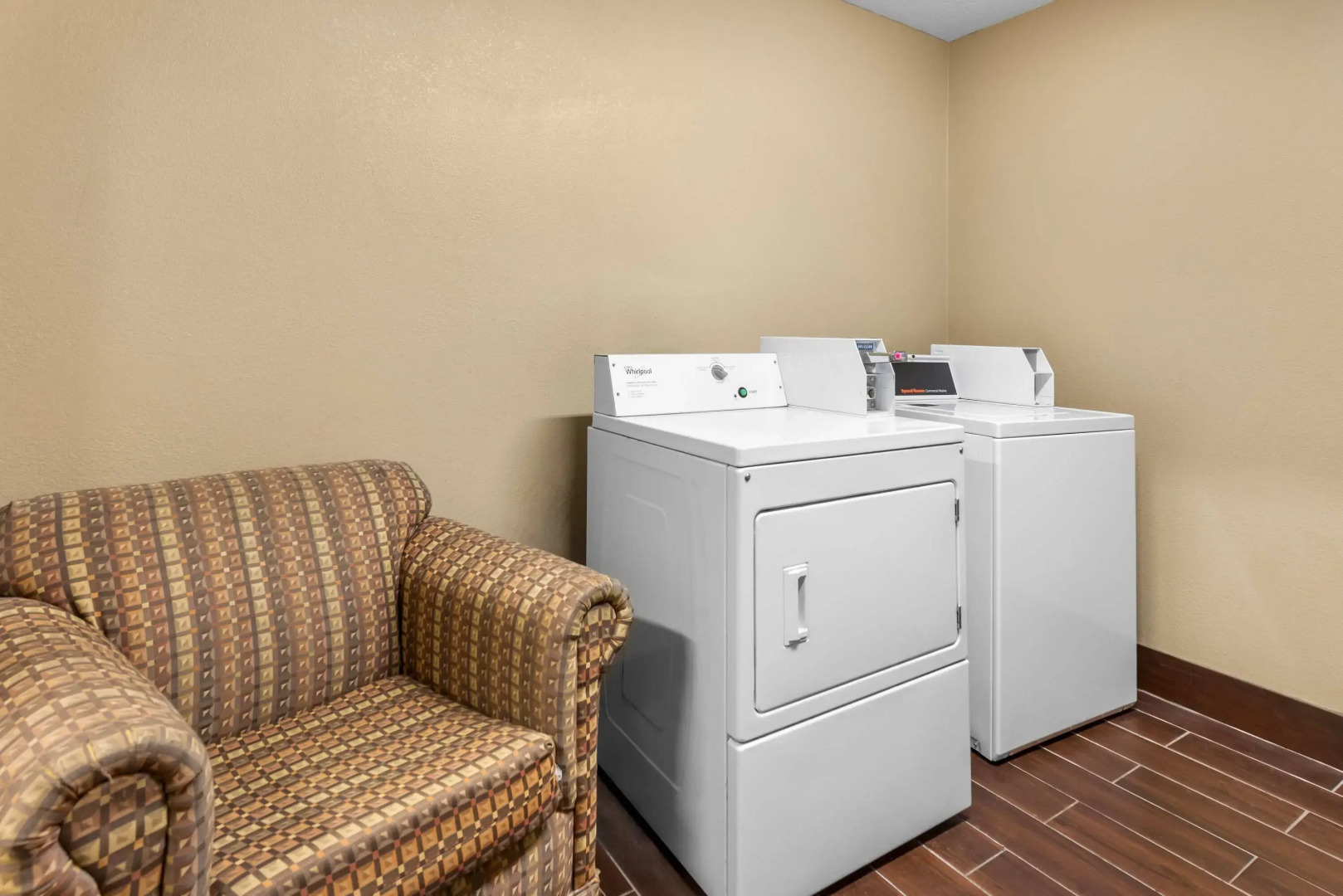 Super 8 by Wyndham Bellefontaine