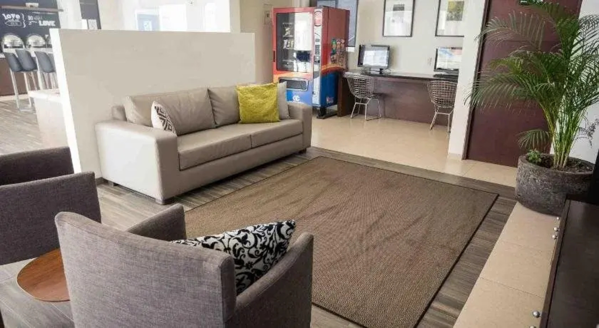 Redwood Villas Extended Stay