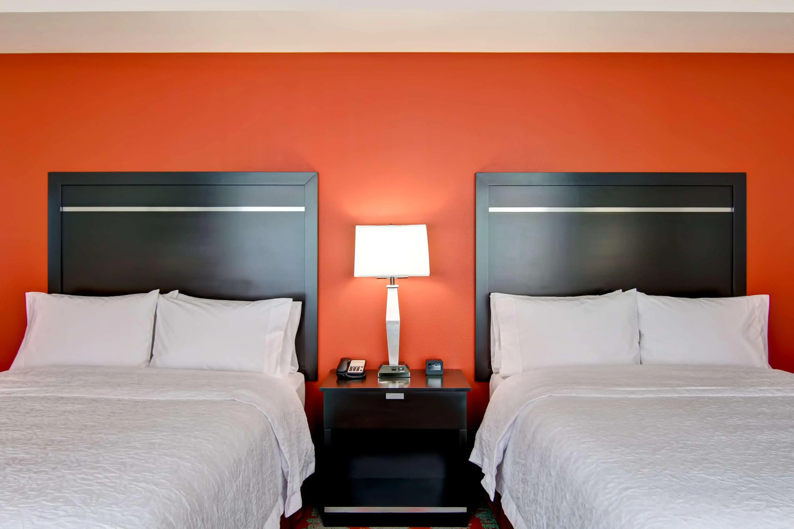 Hampton Inn & Suites Cincinnati-Downtown