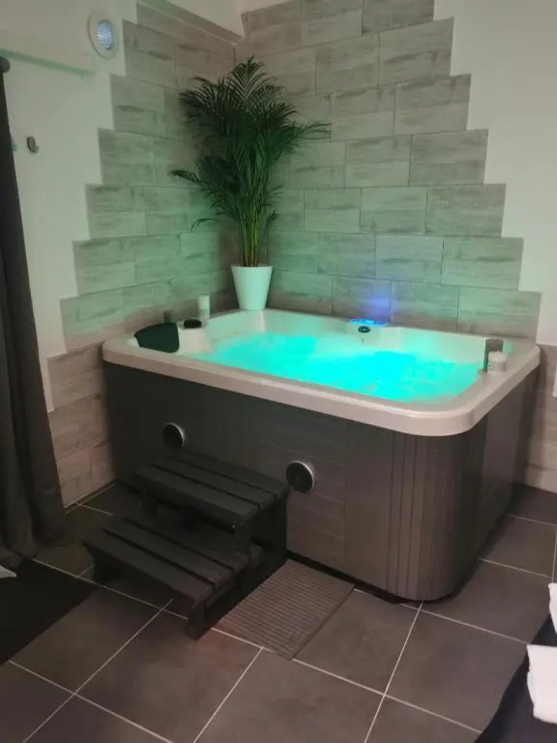 Jacuhomespa13