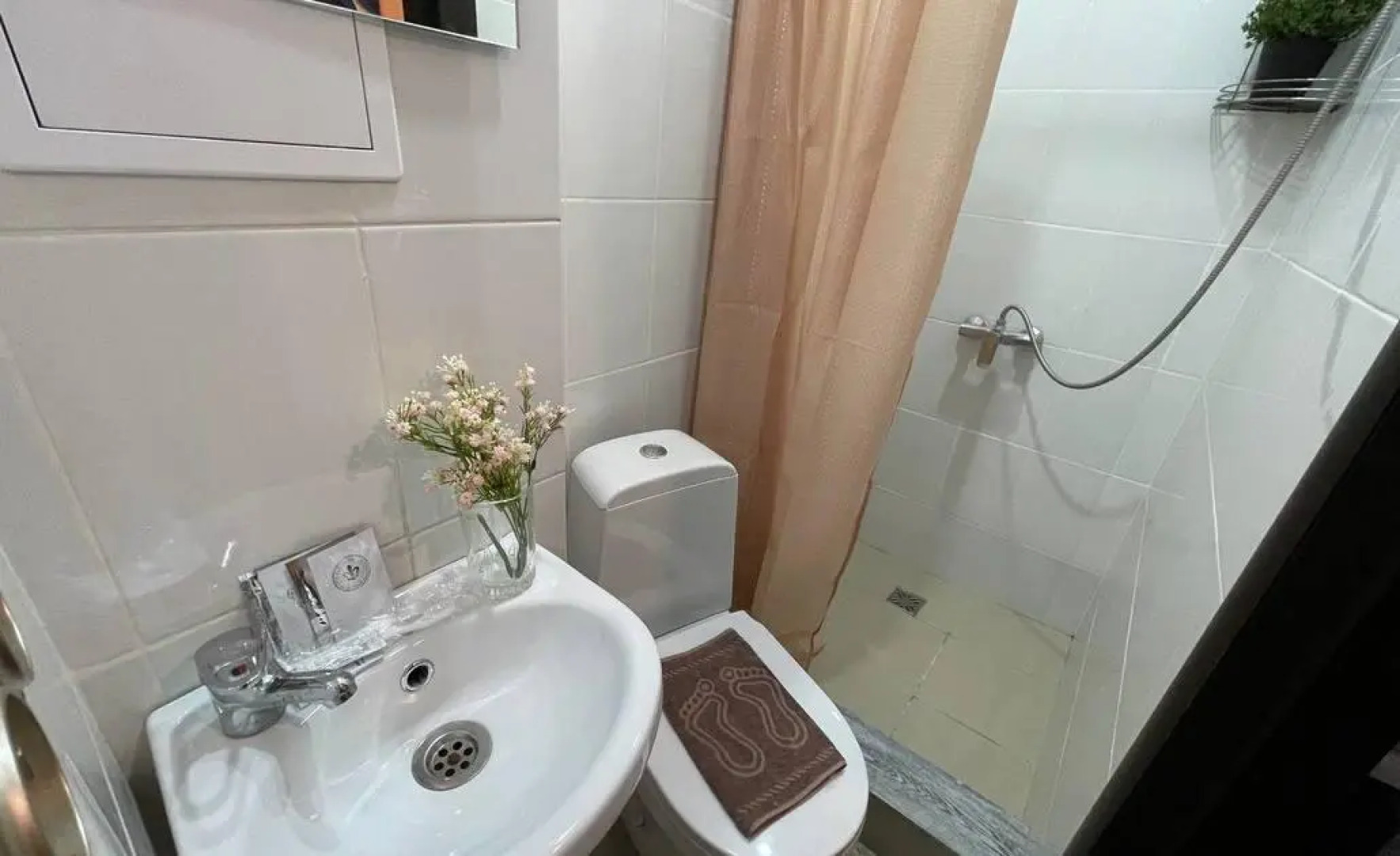 Yousinn (Юсинн) на улице Гоголя 29