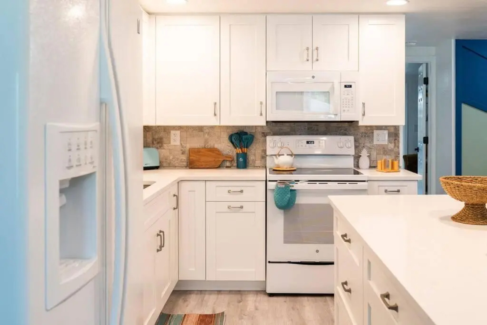 Welcome to The Bray Escape 4 miles to Siesta Key