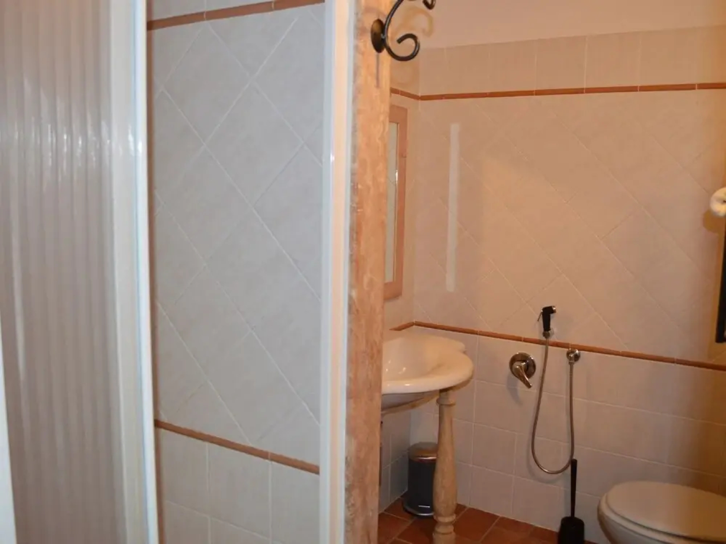 Villa With Private Pool, Immersed in the Gorgeous Countryside of Asciano