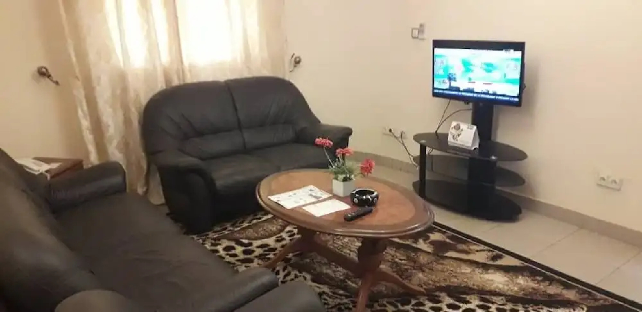 New Town Palace Hotel