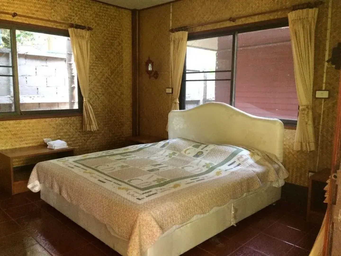 Ban Suan Klang Muang Resort