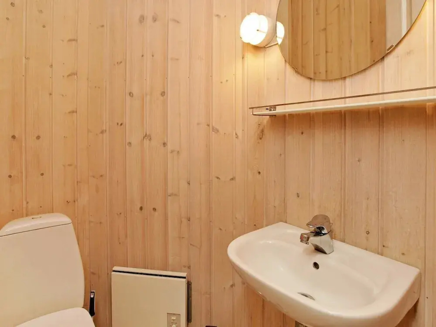 Lavish Holiday Home in Henne With Sauna