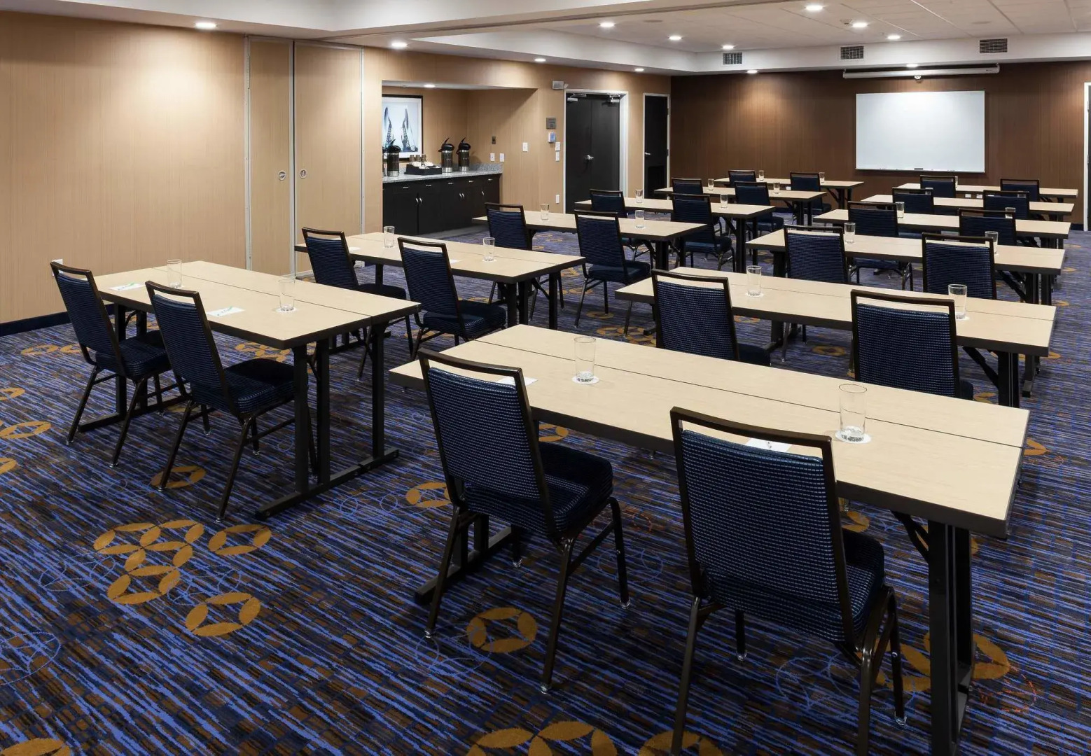 Courtyard by Marriott Houston North/Shenandoah