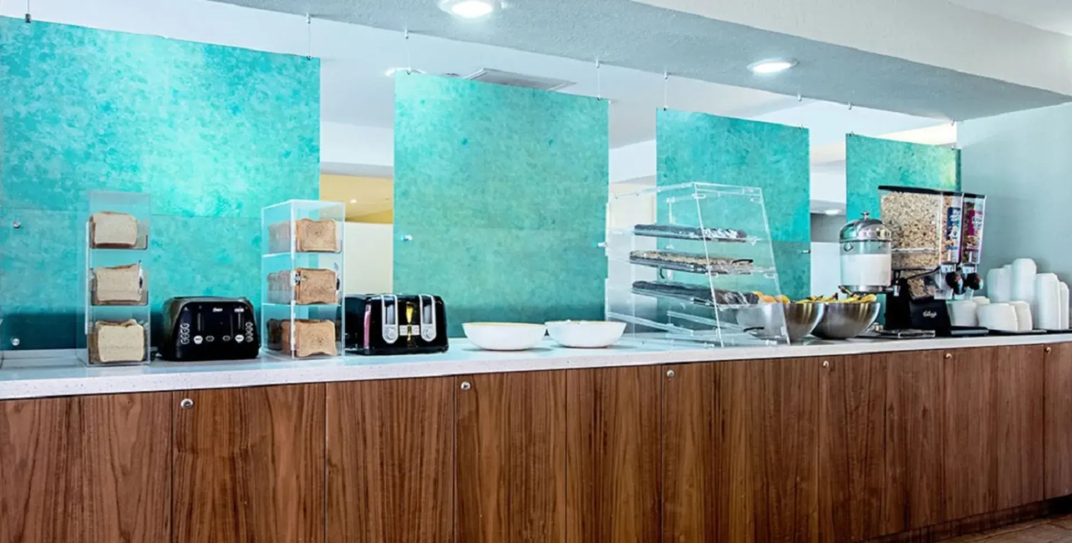 Red Roof Inn PLUS+ Miami Airport