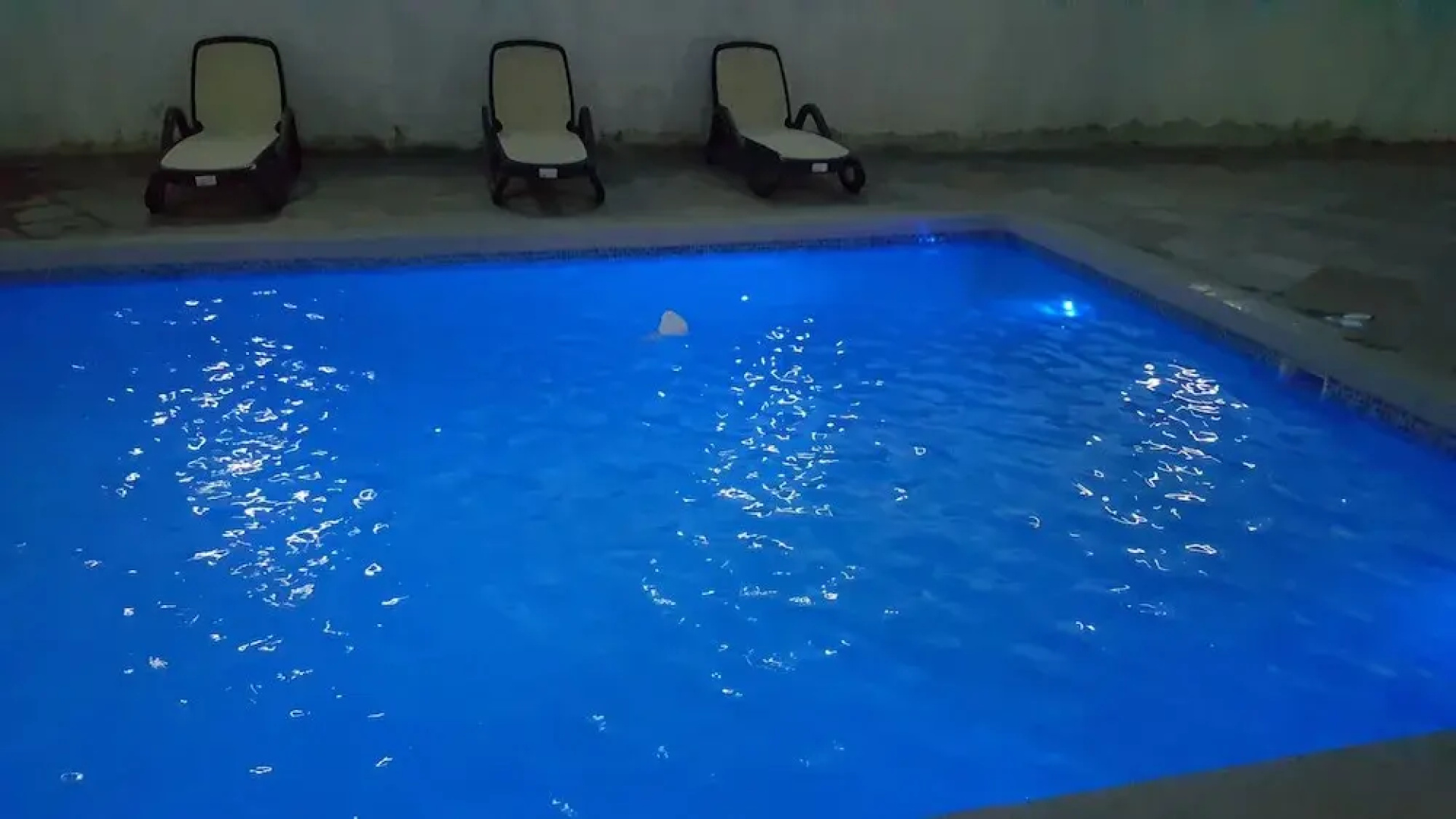 Cross Roads Lodge Kitwe