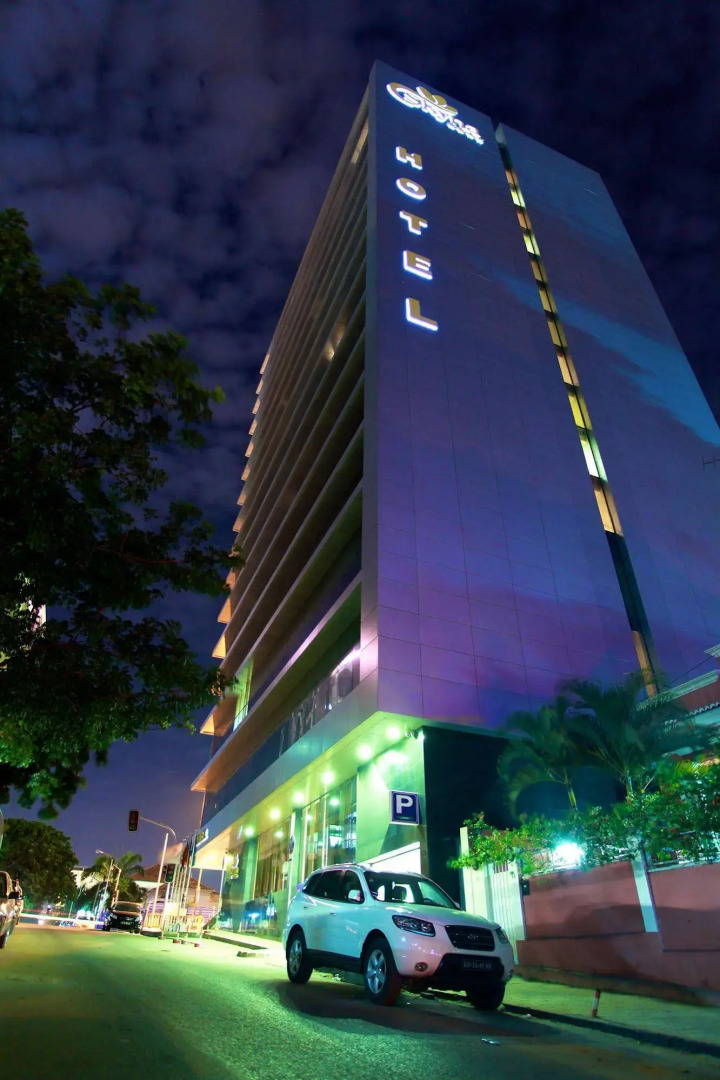 Skyna Hotel Luanda
