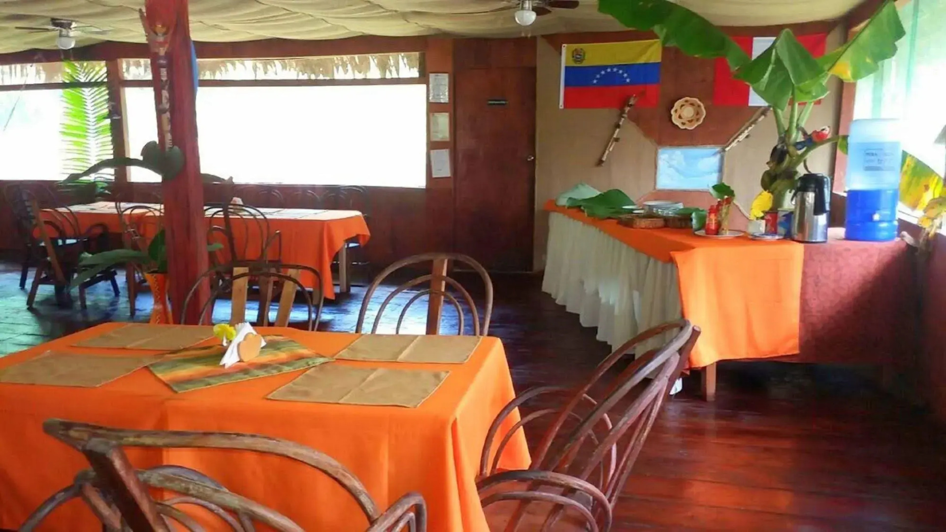 Avatar Amazon Lodge & Canopy Park