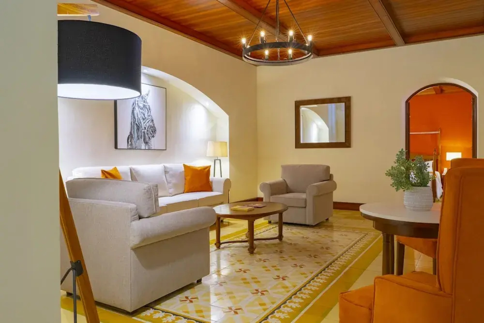 Nukari Quinta Boutique