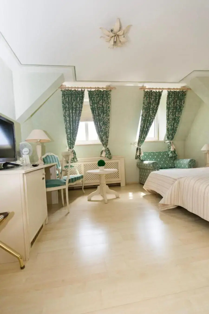 Hotel Burghof