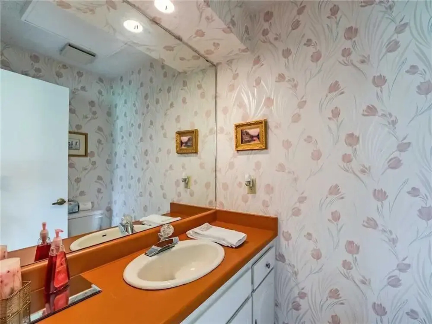 High Mesa Escape - Three Bedroom Cabin