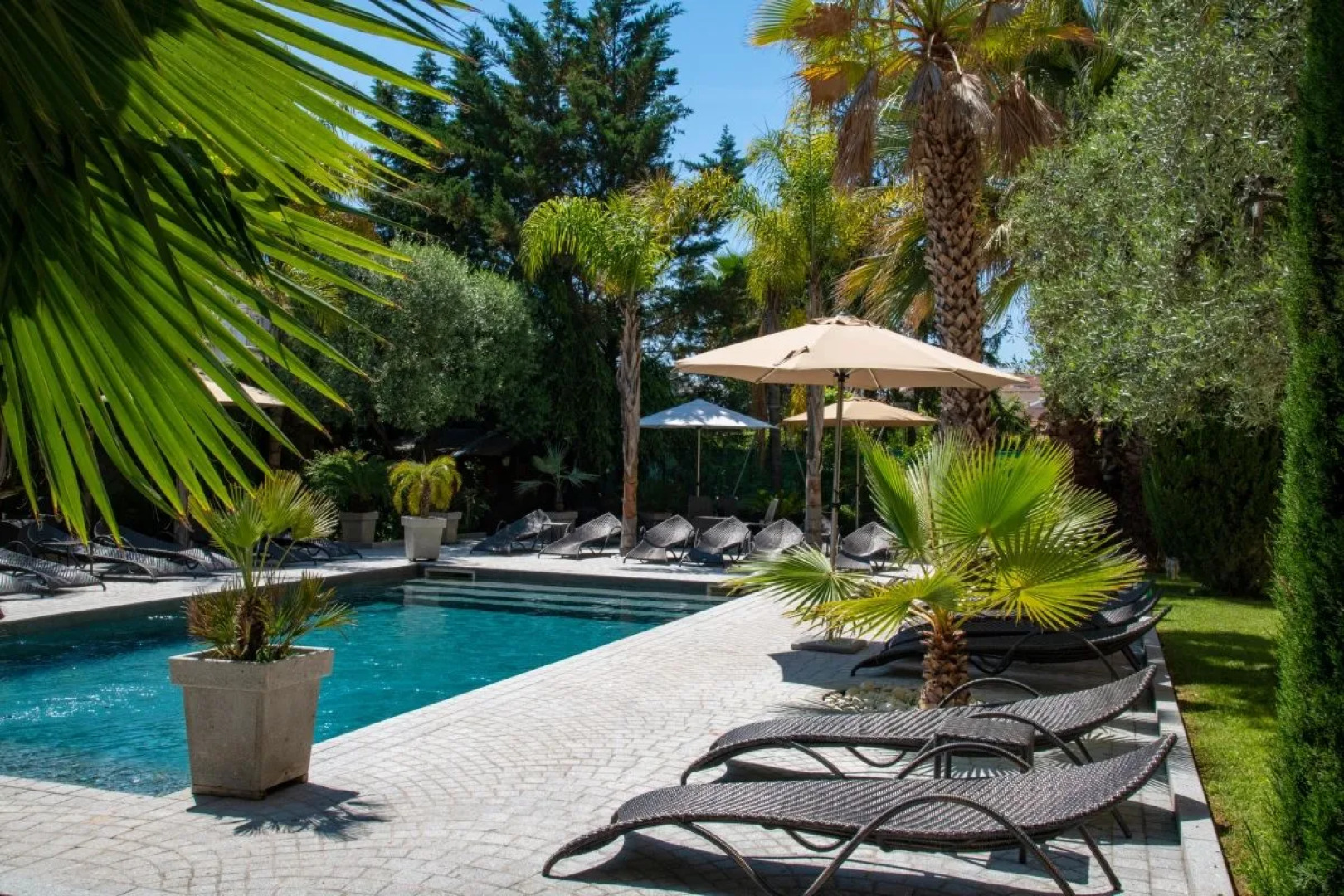 Golden Tulip Cannes hotel de Paris