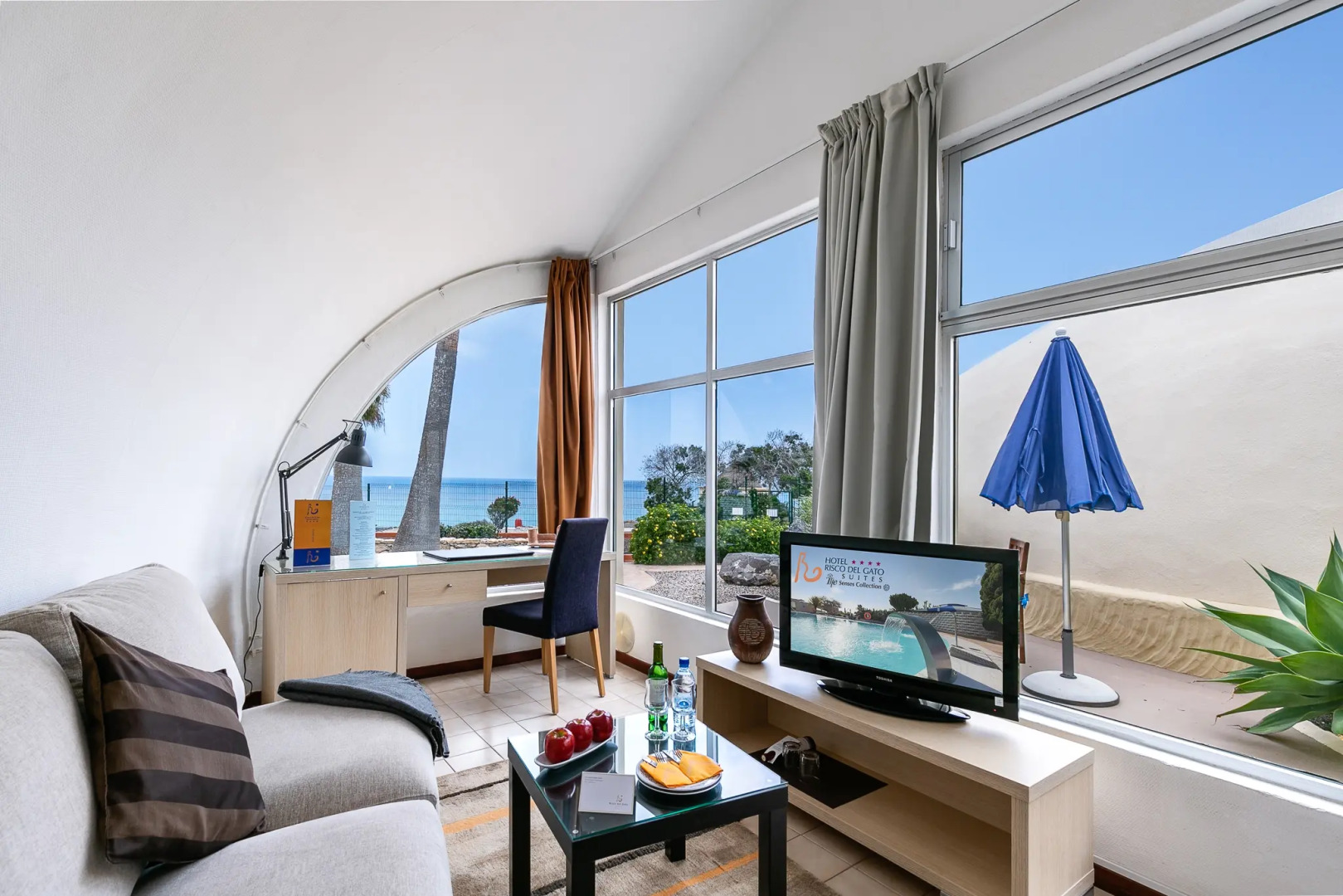 Livvo Risco del Gato Suites Hotel