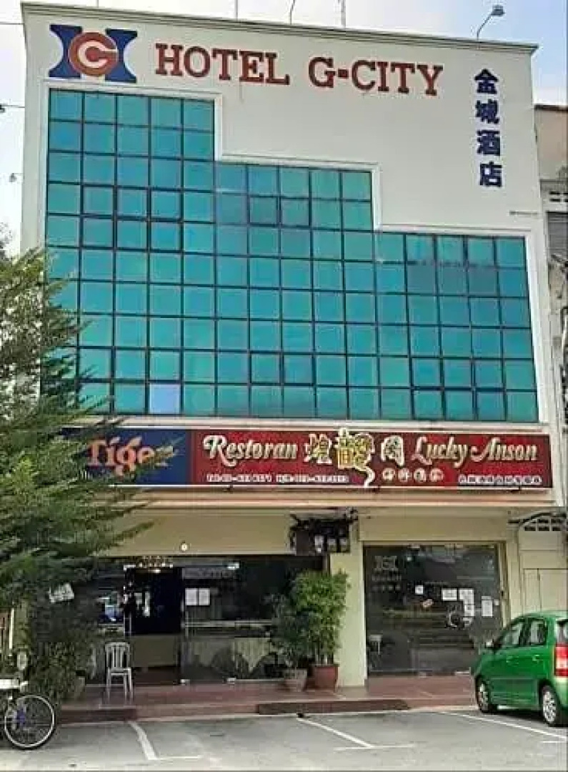 OYO 90306 G City Hotel