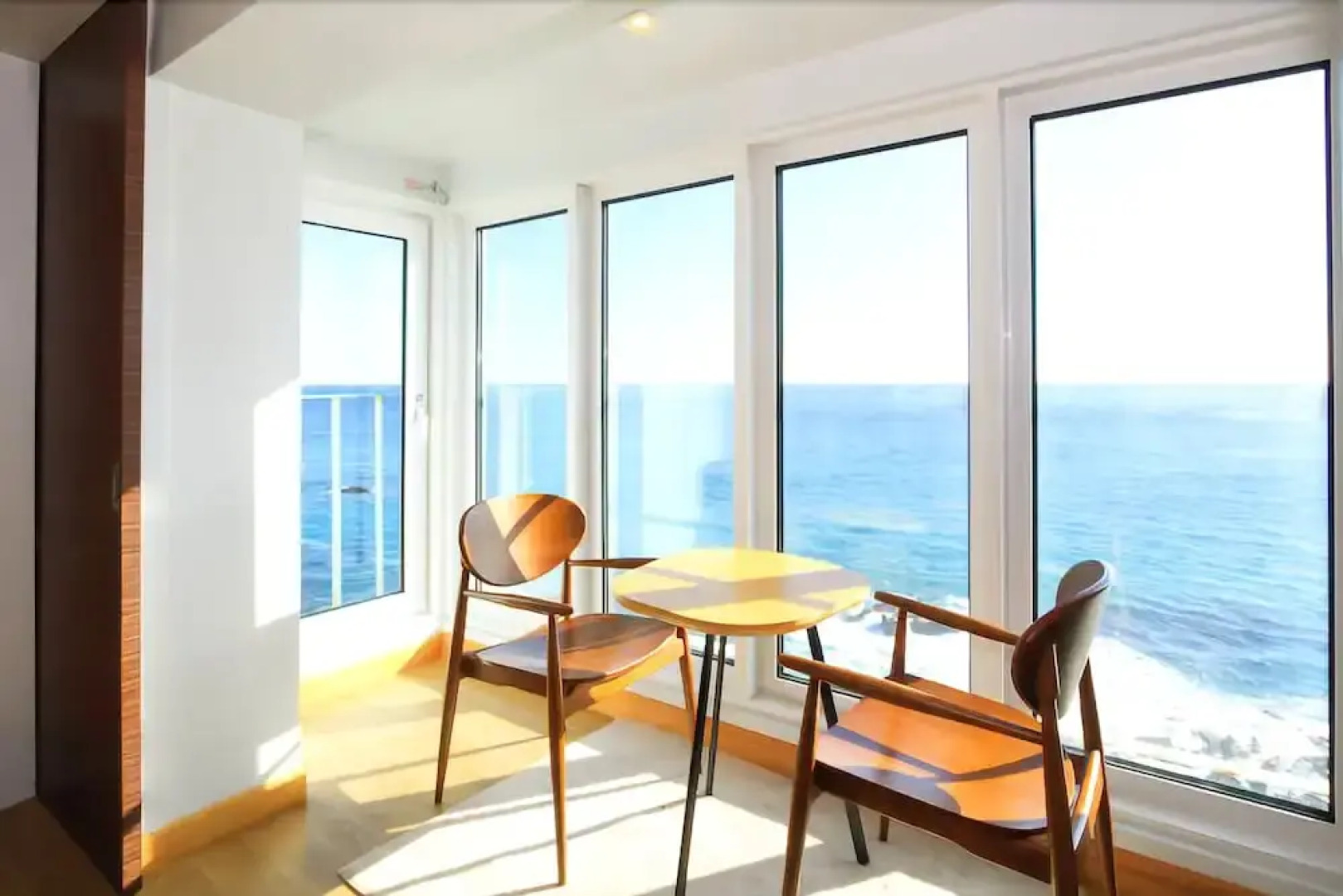 Uljin Firenze Ancient Palace Pension