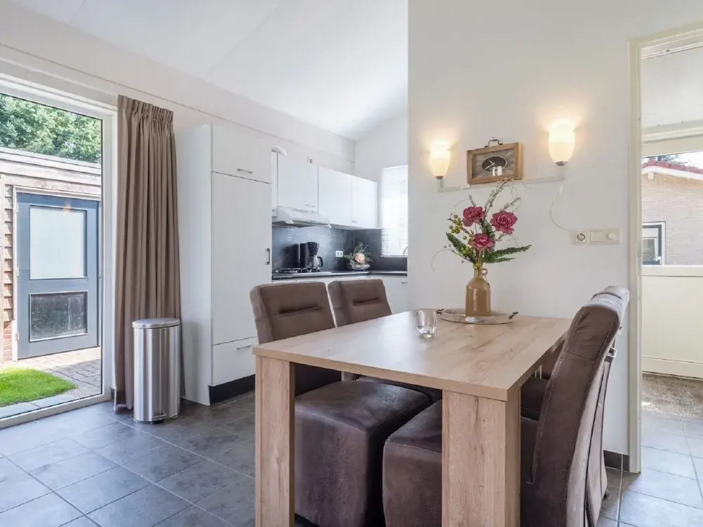 Modern Holiday Home With Nice Garden for 4 People, in Putten, the Veluwe