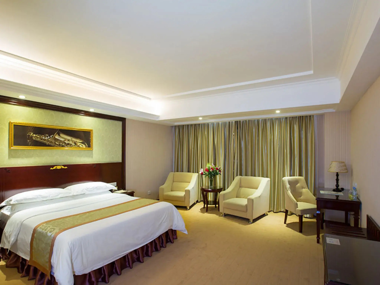 Vienna Hotel Heyuan Gaoxin 1st Road